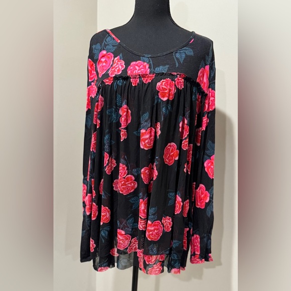 Matilda Jane Tops - Matilda Jane Black Floral Rose Print Long Sleeve Tunic Top Women's XXL